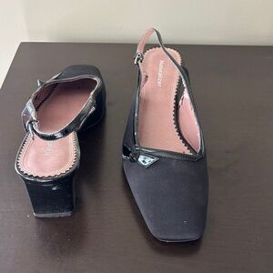 Naturalizer Black Slingback Heels